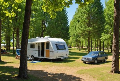 Thumbnail for Vacances en Vendée : Trouvez les Meilleurs Emplacements pour un Camping Inoubliable à La Mache!